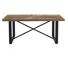 Mesa de madeira com base de metal