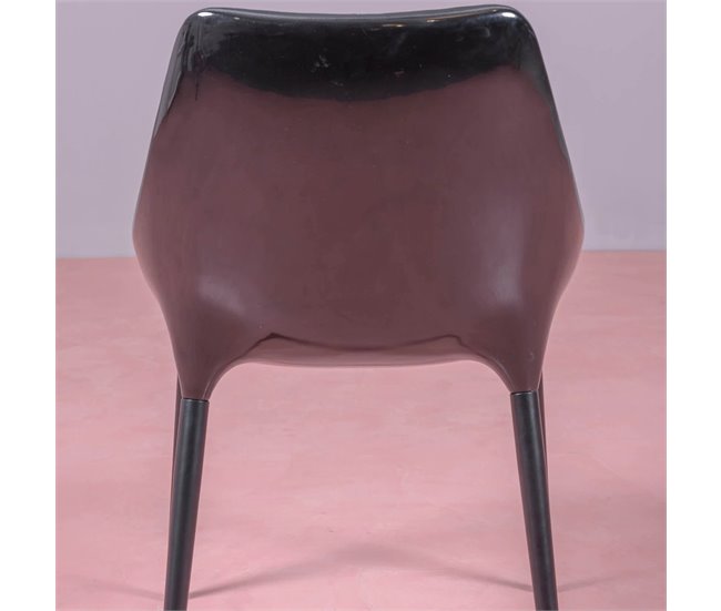 Cadeira de design moderno estofada em couro sintético - Olaan Preto